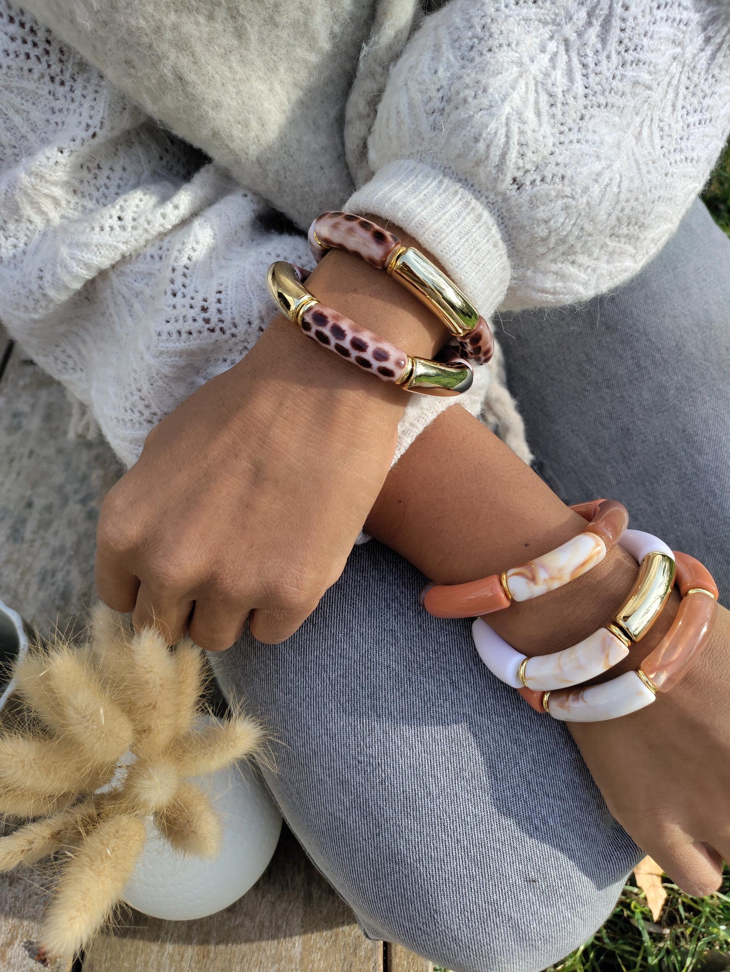 ANNA | Jonc acrylique perles tubes incurvées