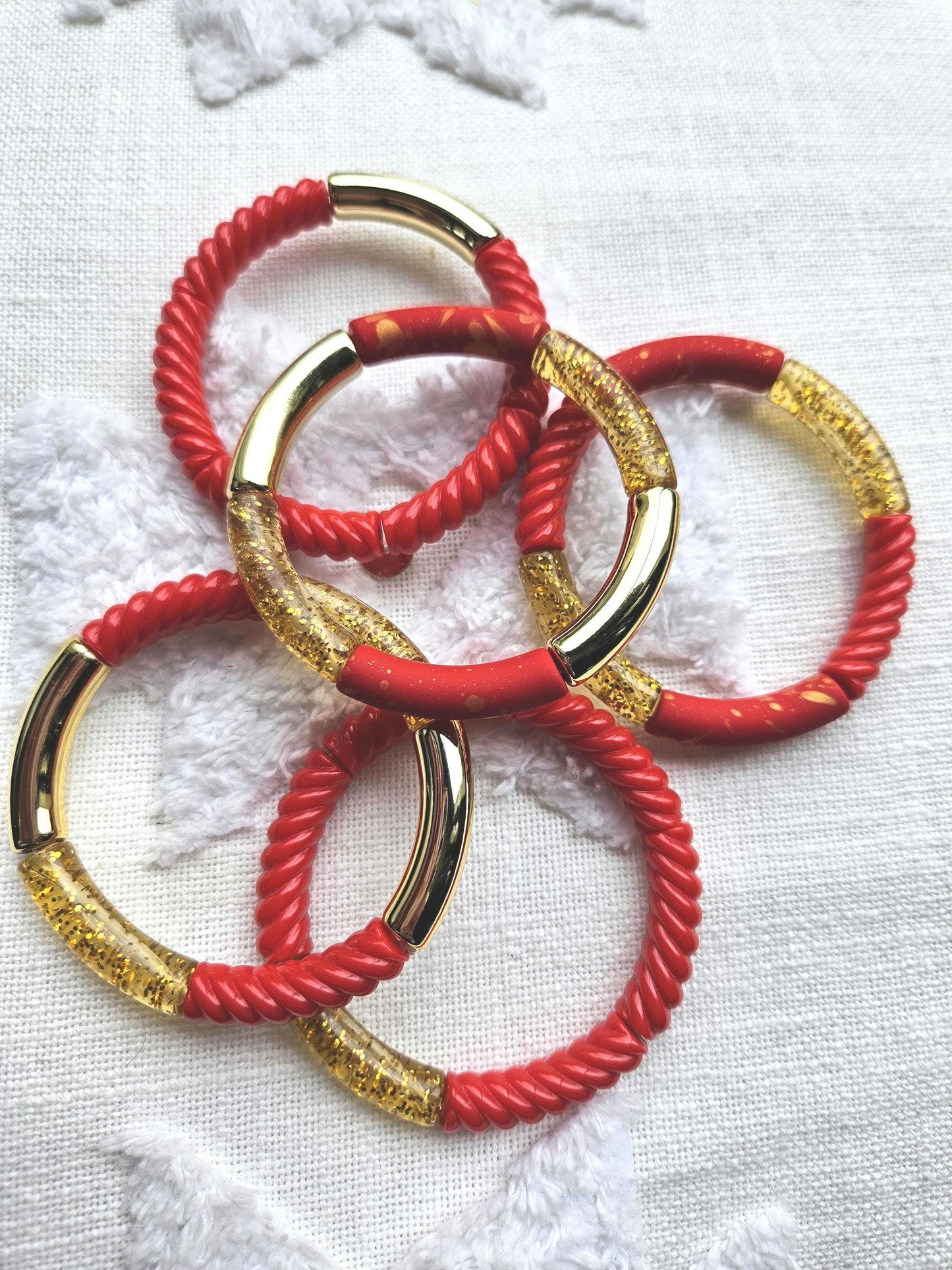 ANNA | Bracelet jonc perles incurvées | Glow rouge