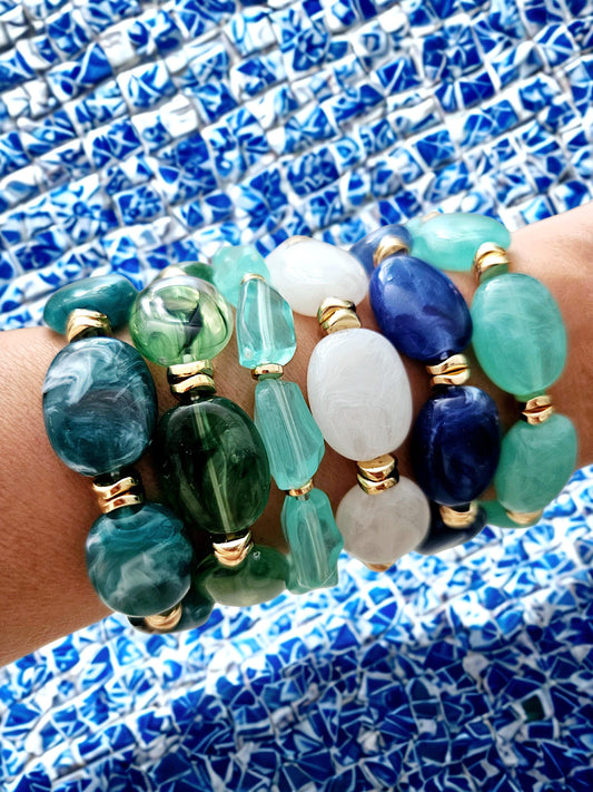 MILA | Bracelet acrylique perles ovales bleu vert et blanc