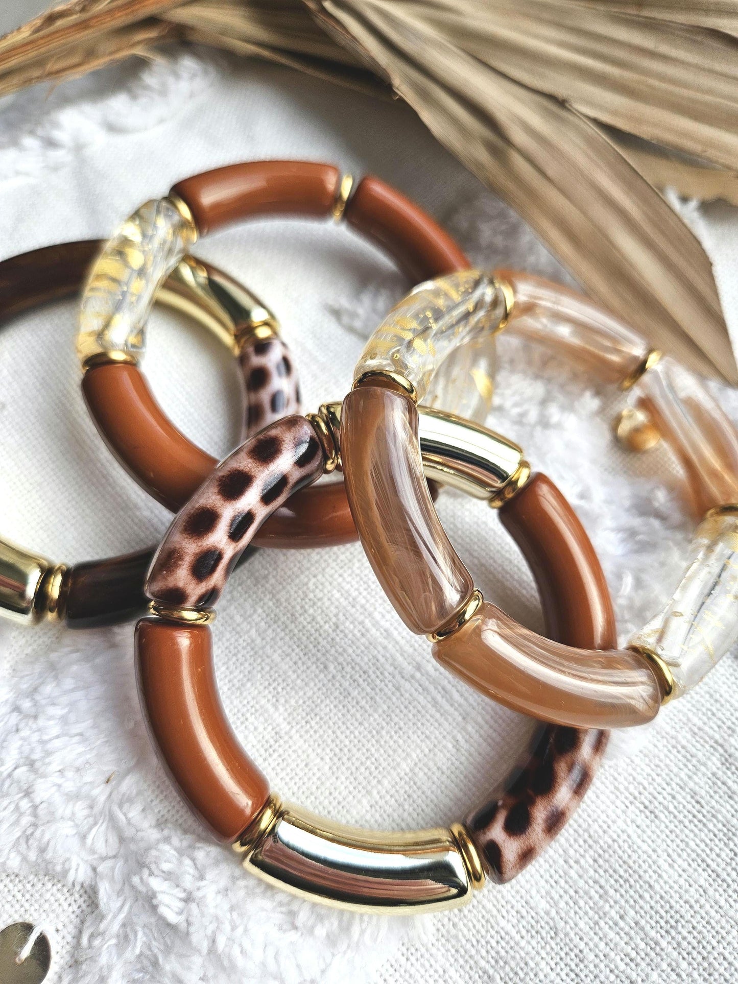 ANNA | Jonc acrylique perles tubes incurvées | Maxi Caramel Leopard