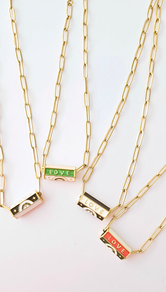 LENA | Collier acier LOVE 💚