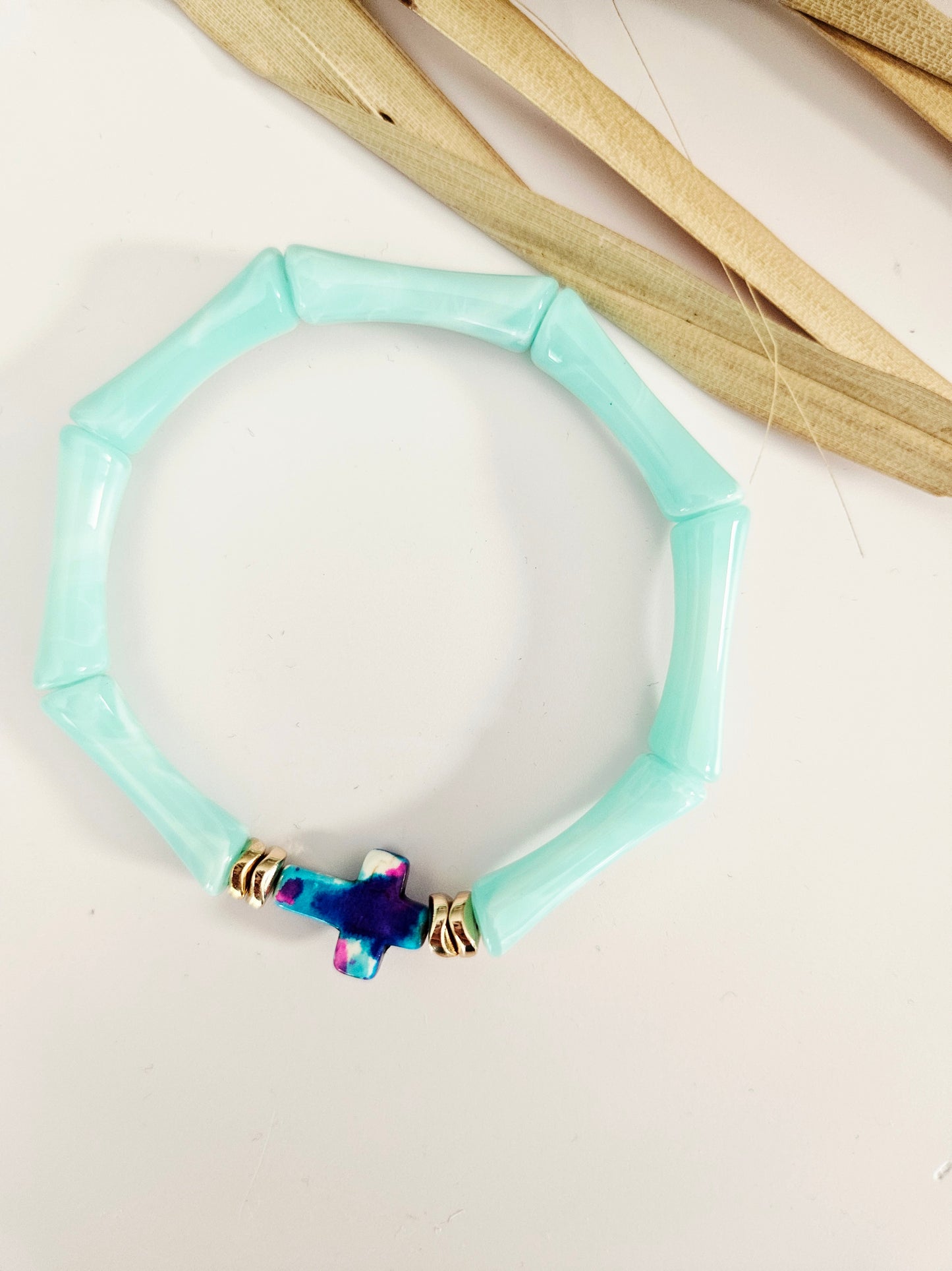ALMA | Croix turquoise rosée